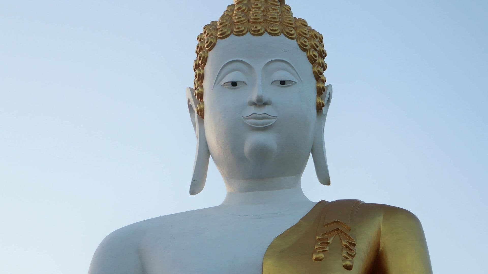 Golden Buddha statue, Chiang Mai