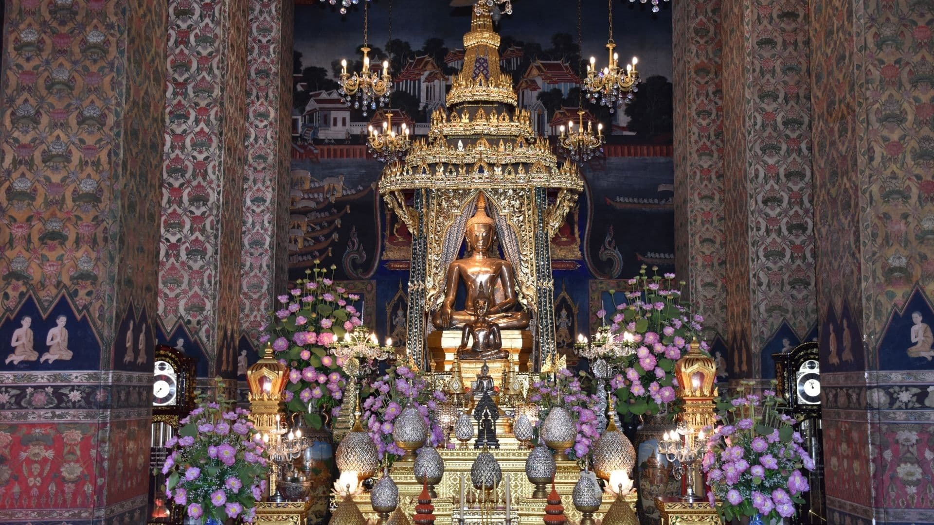 Bangkok Temples Tour | Grand Palace, Wat Pho & Emerald Buddha