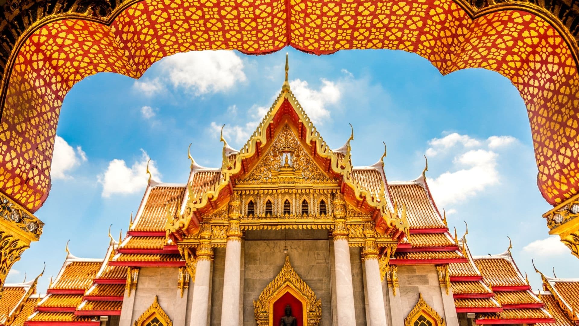 Ayutthaya & Markets Day Tour | Damnoen Saduak + 3 Temples
