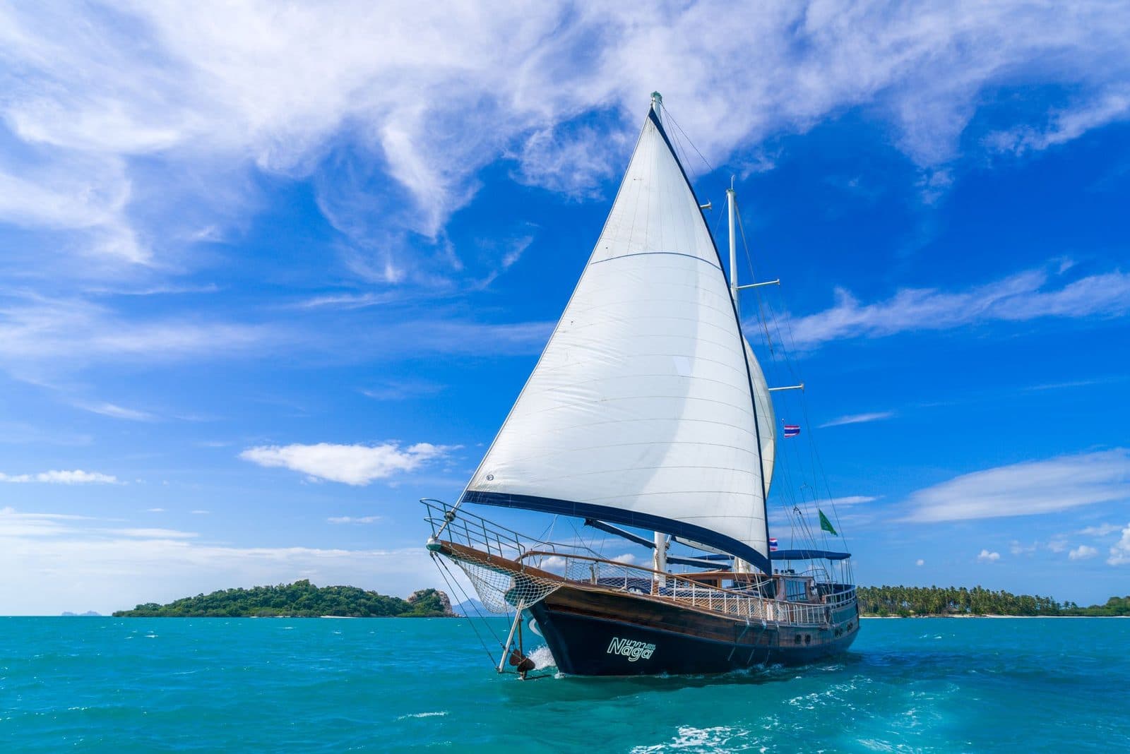 Privates klassisches Segelboot in Koh Samui · Ang Thong, Koh Phangan oder Koh Taen, Phi Phi Paradise Travel