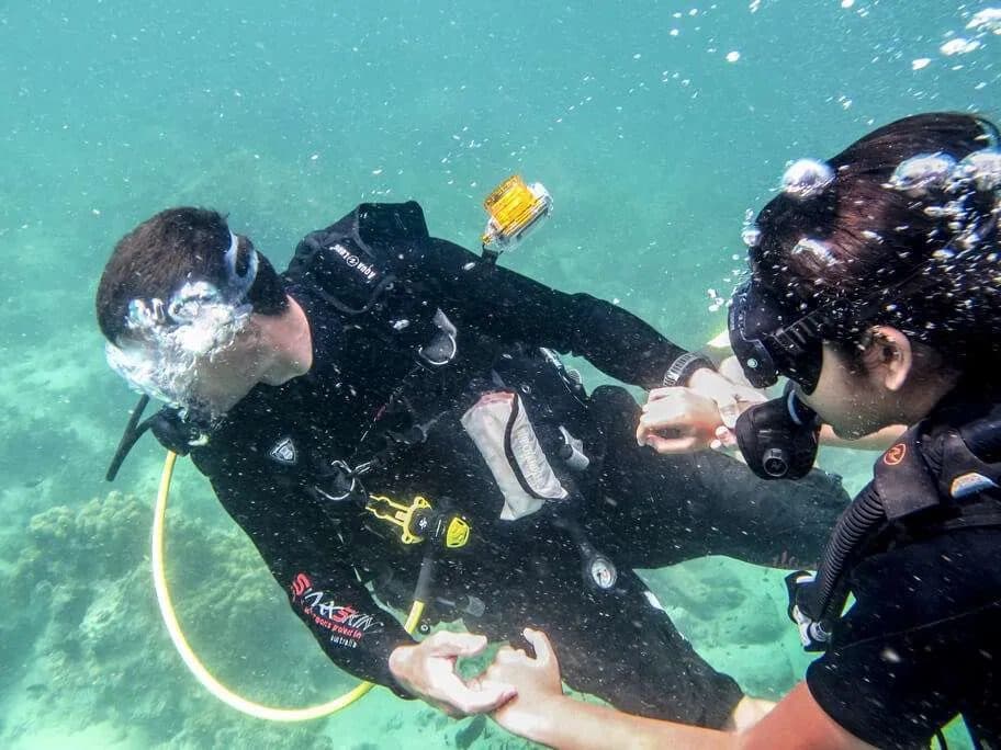 PADI-Schnuppertauchen in Pattaya · 1 oder 2 Tauchgänge ab Boot