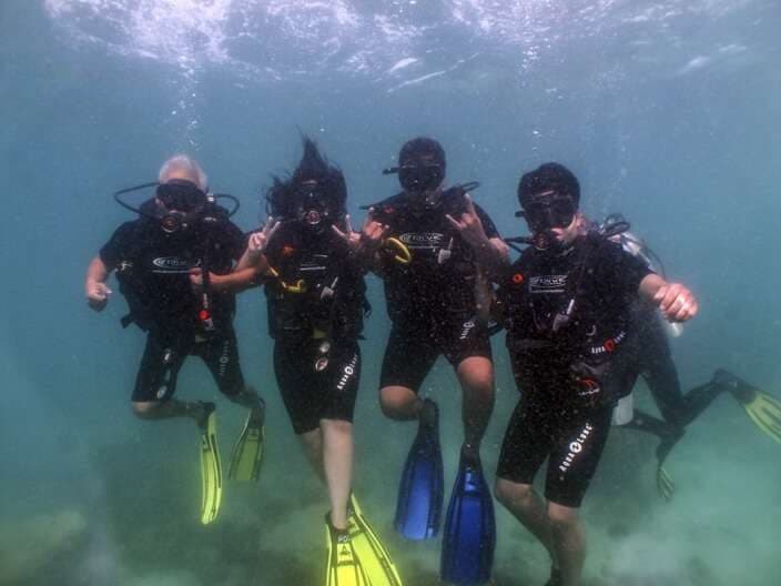 PADI-Schnuppertauchen in Pattaya · 1 oder 2 Tauchgänge ab Boot