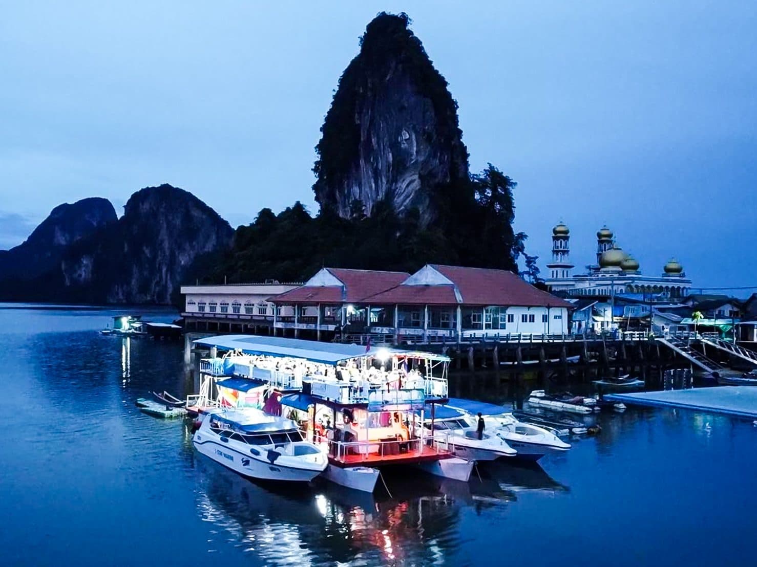 Leuchtendes Plankton in der Phang-Nga-Bucht · privates Speedboot ab Phuket