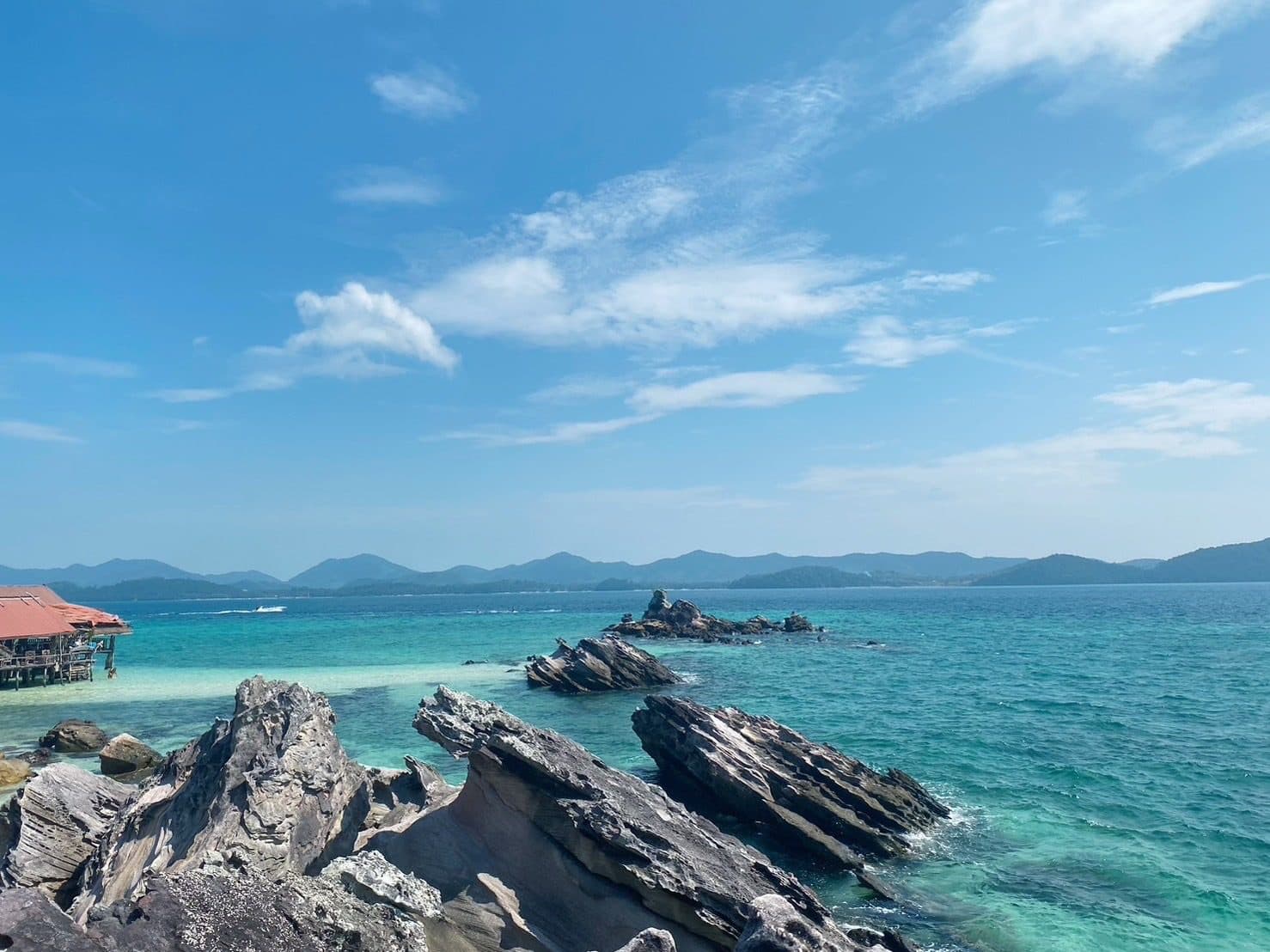 Khai-Inseln (Khai Nai, Khai Nui, Khai Nok) · privates Speedboat ab Phuket