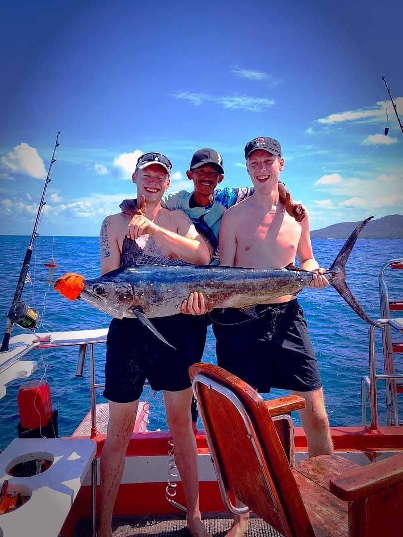 Pesca de marlim e peixe-vela · barco de pesca privativo, saindo de Phuket (até 10 pessoas)