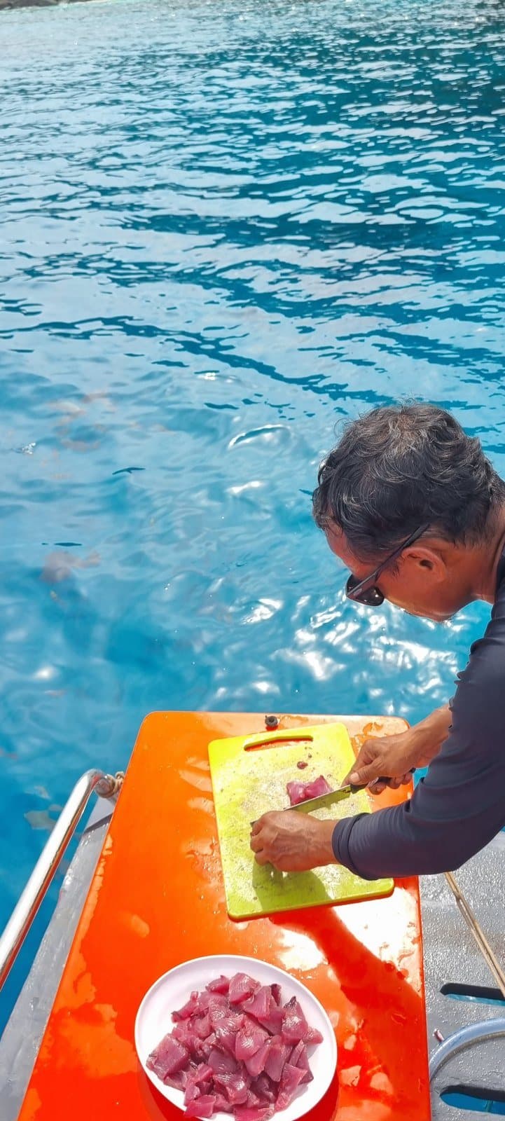 Pesca nocturna entre Coral y Racha Yai · barco de pesca privatizado desde Phuket (hasta 10 pers.)