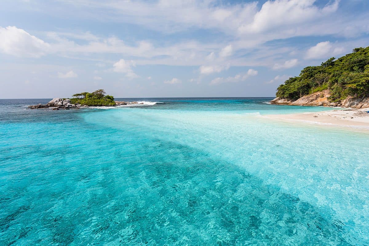 Schnorcheln auf einem Tauchboot · Phi Phi oder Racha ab Phuket