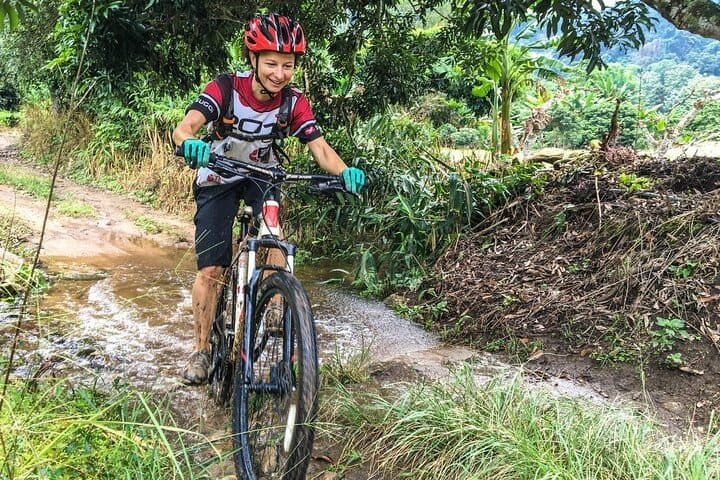 Mountainbike am Doi Suthep · Abfahrt vom Doi Pui (1.550 m) bis zum See, 4 Schwierigkeitsstufen