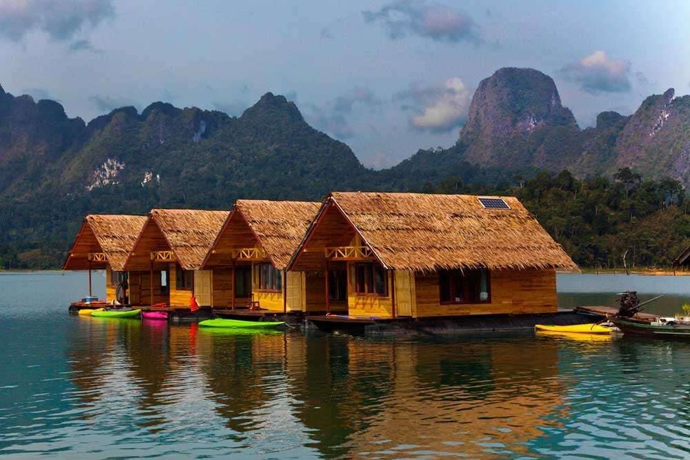 Lac de Cheow Lan en longtail privé · journée de 2 à 6 pers (départ Khao Lak)