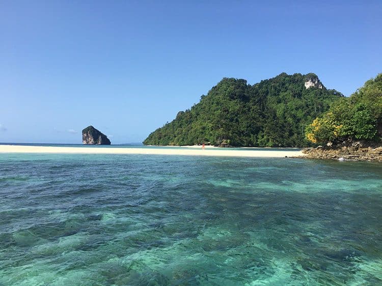 Phi Phi and Krabi Islands in one day · private speedboat from Phuket